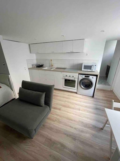 Appartement Neuf Tout Confort A Blaye Proche De La Citadelle Exterior photo
